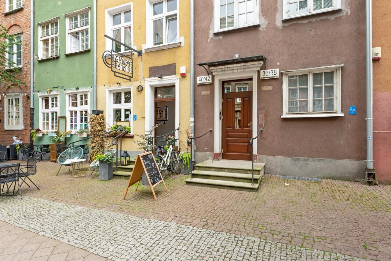 グダニスクDom & House - Old Town Swietego Duchaアパートメント エクステリア 写真